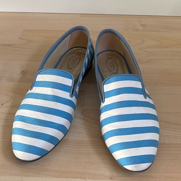 Authentic Tods loafers